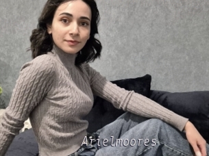 Arielmoores