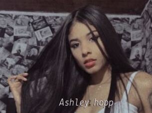 Ashley_hopp