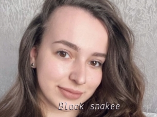 Black_snakee