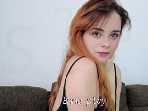 Emma_play