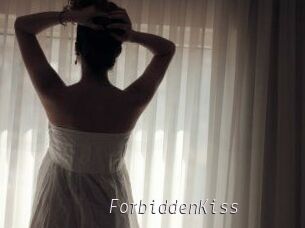 ForbiddenKiss_