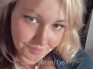 Hotemily69