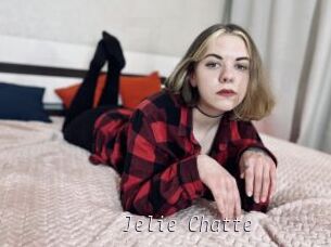 Jelie_Chatte