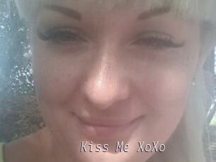 Kiss_Me_XoXo