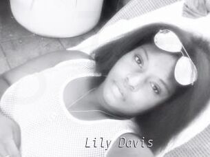 Lily_Davis