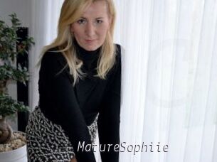 MatureSophiie