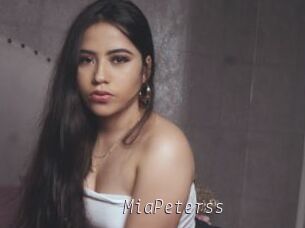 MiaPeterss