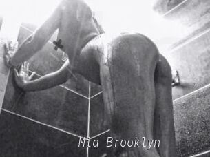 Mia_Brooklyn