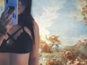 Mia_pink