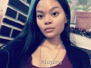 Mia_yung