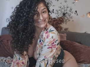 Petitesea