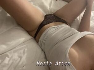 Rosie_Ariom