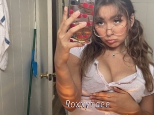 Roxxyraee