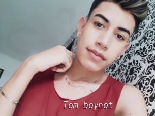 Tom_boyhot