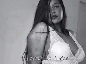 Veronika_Lodge